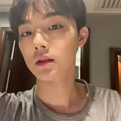 黄文